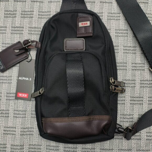 NWT Tumi Alpha Bravo Anti-Theft Chest Sling Bag | Tactical Black Crossbody - Picture 3 of 7